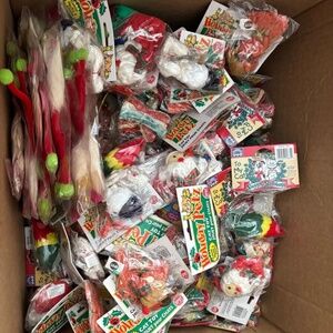 Holiday Kitty Cat toy lot Bulk 100 packages toys kittens stocking balls cane sno